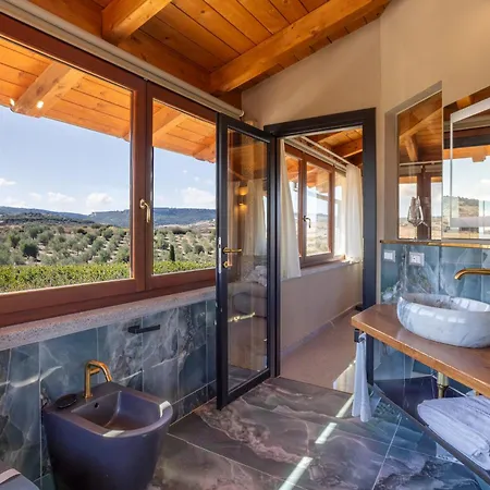 Wine Relais Luxury San Pietro 팜스테이 Bulzi